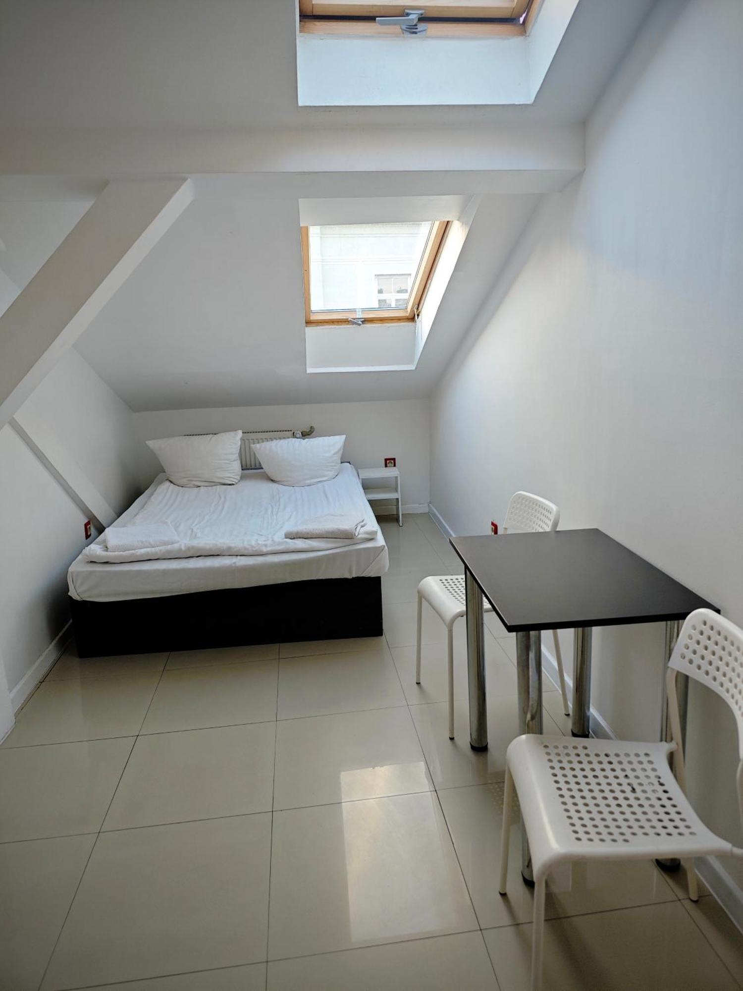 Apartamenty Hoza Attic Studio Varšava Pokoj fotografie