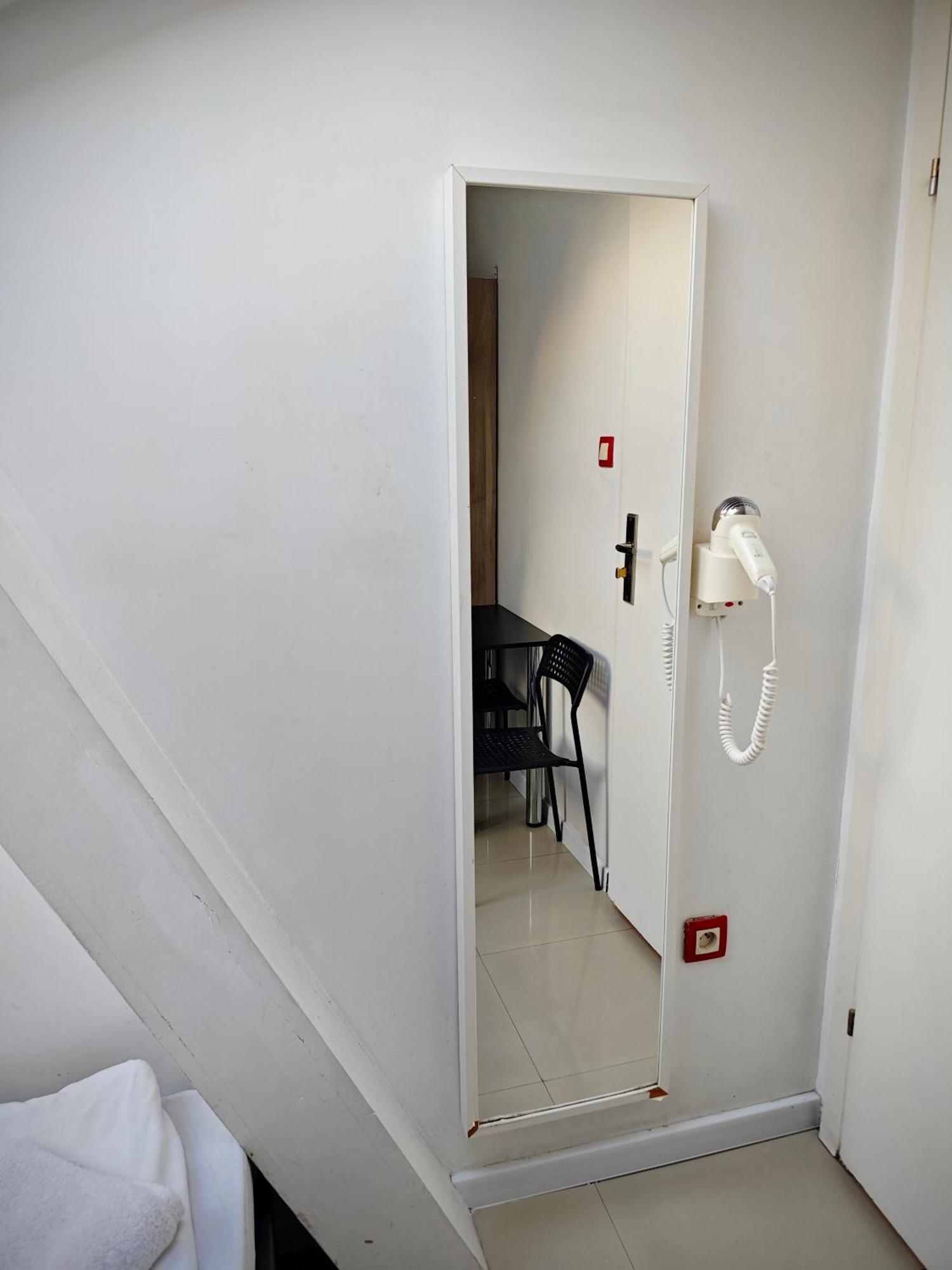 Apartamenty Hoza Attic Studio Varšava Pokoj fotografie