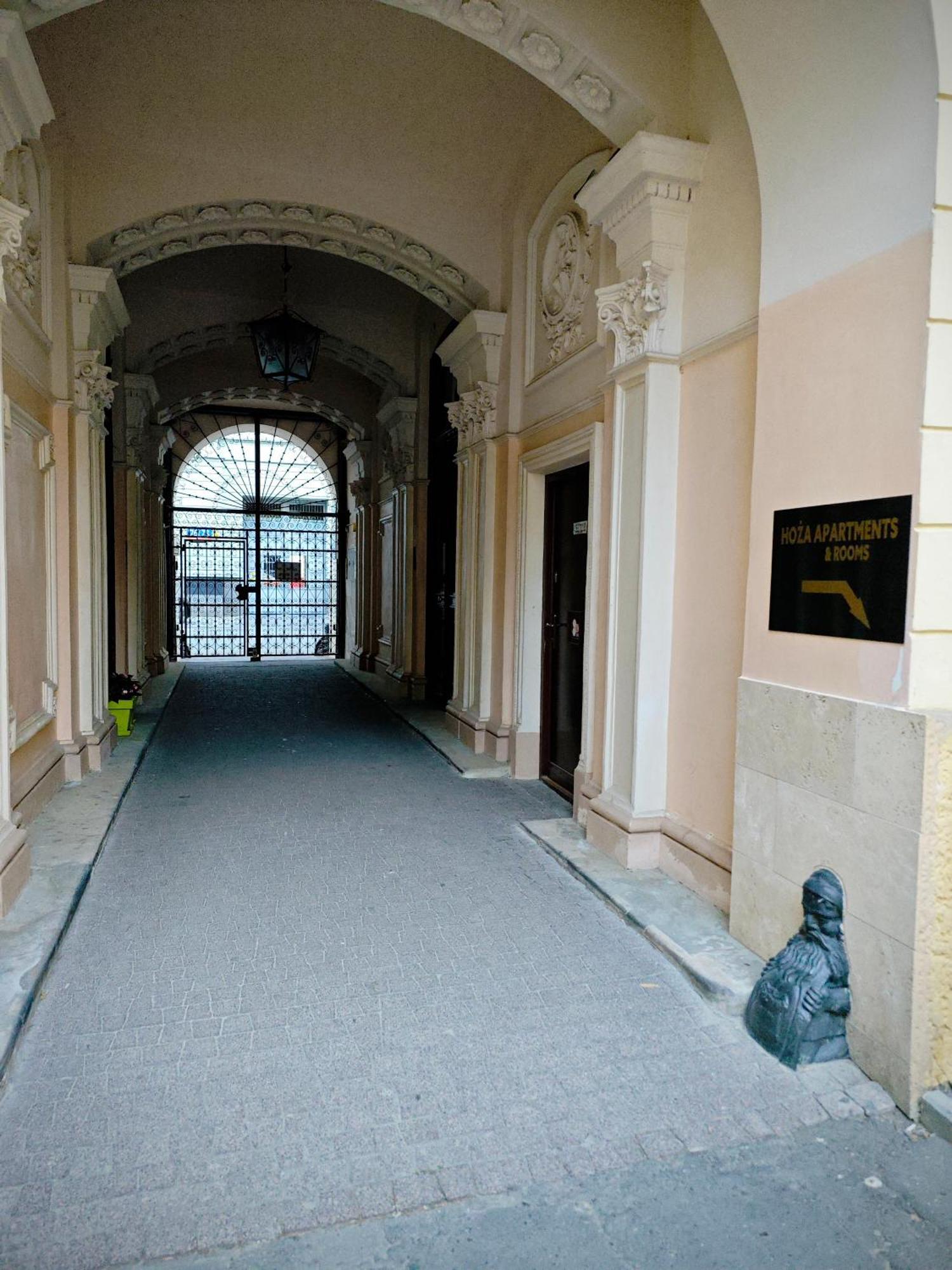 Apartamenty Hoza Attic Studio Varšava Exteriér fotografie