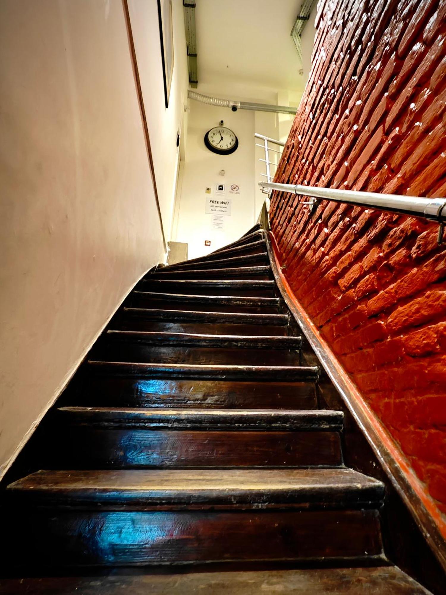 Apartamenty Hoza Attic Studio Varšava Exteriér fotografie